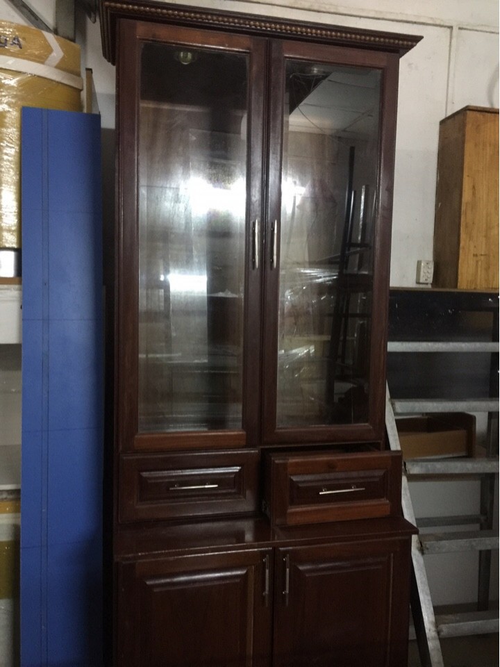 THANH LÝ TỦ RƯỢU 4 CÁNH 2 HỘC KÉO NÂU ĐỎ